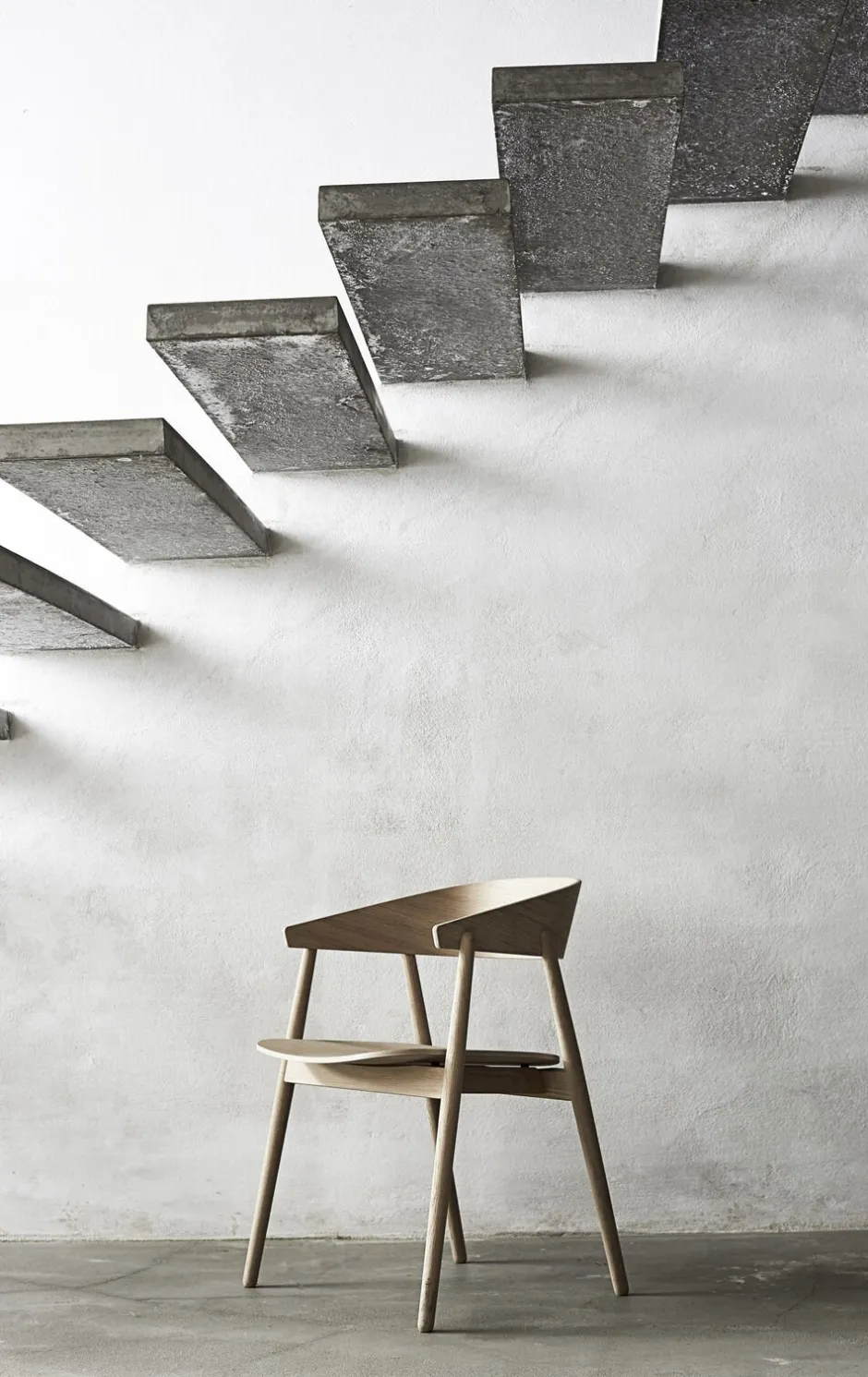 Møbler<Andersen - Furniture AC2 armchair Oak white pigm. lacquer veneer seat