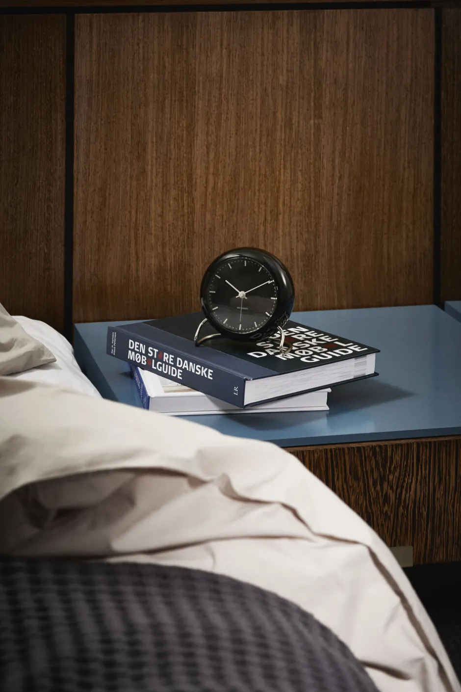 Ure & Vejrstationer<Arne Jacobsen Clocks AJ City Hall bordur sort/sort, Ø 11 cm, alarm
