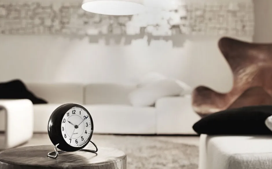 Ure & Vejrstationer<Arne Jacobsen Clocks AJ Station bordur, sort/hvid, Ø 11 cm, alarm
