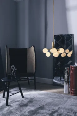 Pendler<Nuura Apiales 9, brushed brass / opal