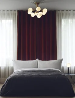 Loftlamper<Nuura Apiales 9 Ceiling Brass / opal