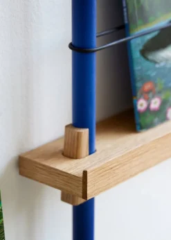Møbler<Moebe Box set, Magazine Shelving MS.115. 1, Oak shelves, Deep Blue