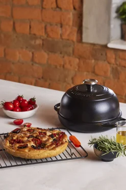 Bageartikler<Le Creuset Brød Form 24cm Matte Black