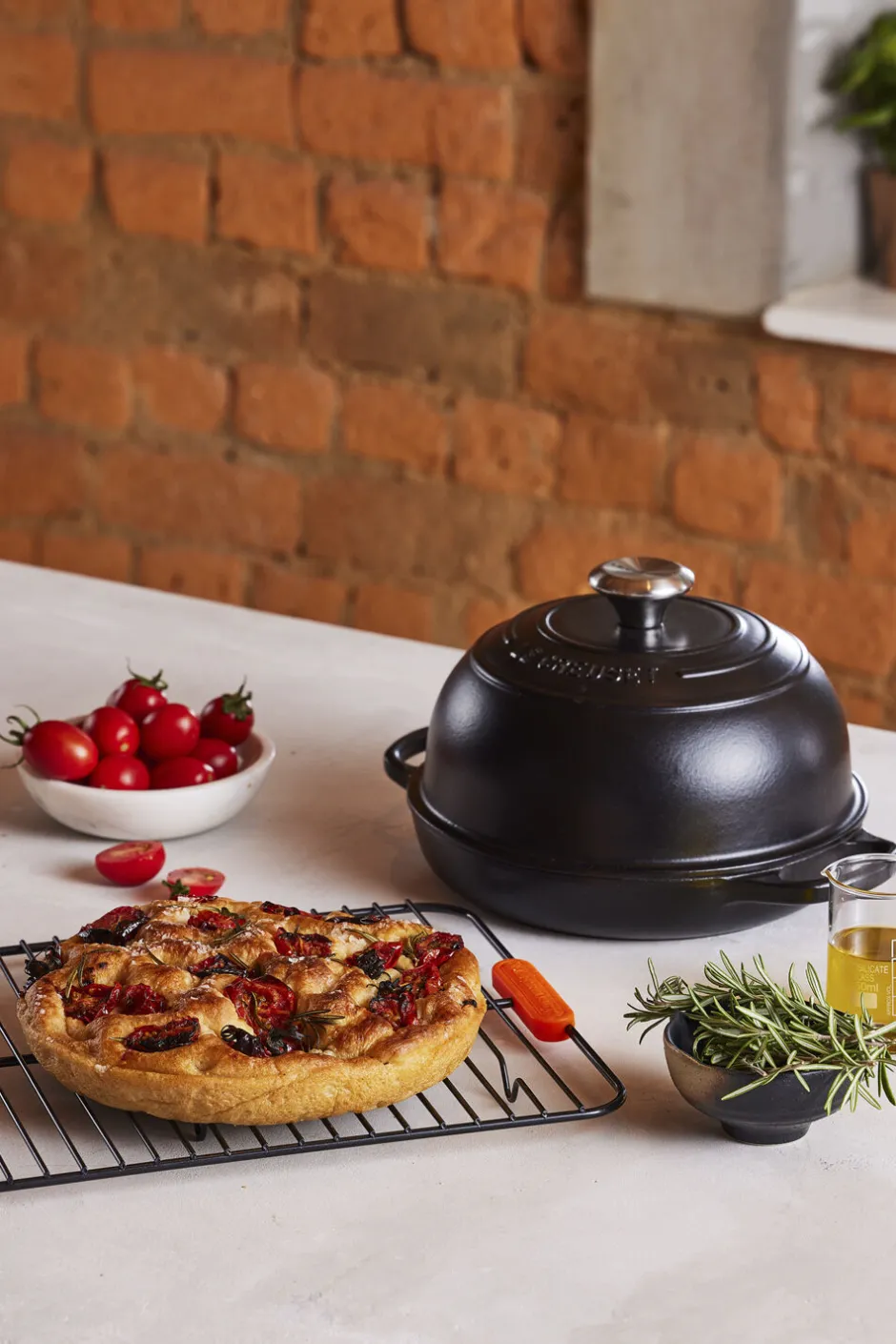 Bageartikler<Le Creuset Brød Form 24cm Matte Black