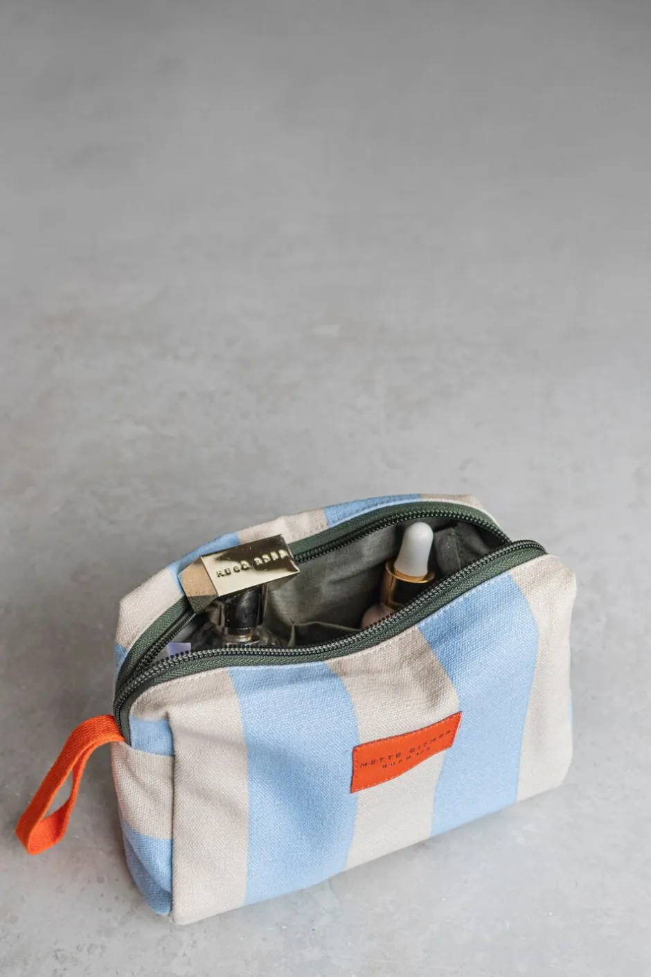Håndklæder<Mette Ditmer BRING-IT cosmetic bag