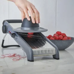 Køkkenartikler<OXO Chef's Mandolin 2. 0