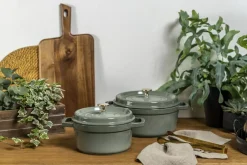 Gryder & Pander<Staub Cocotte 24 cm Eukalyptus Støbejern