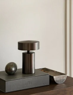 Trådløse Lamper<Audo Copenhagen Column Portable Table Lamp Bonze