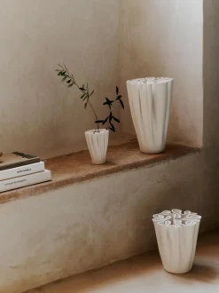 Vaser & Urtepotteskjulere<Ferm Living Dedali Vase - H18 - Off-white