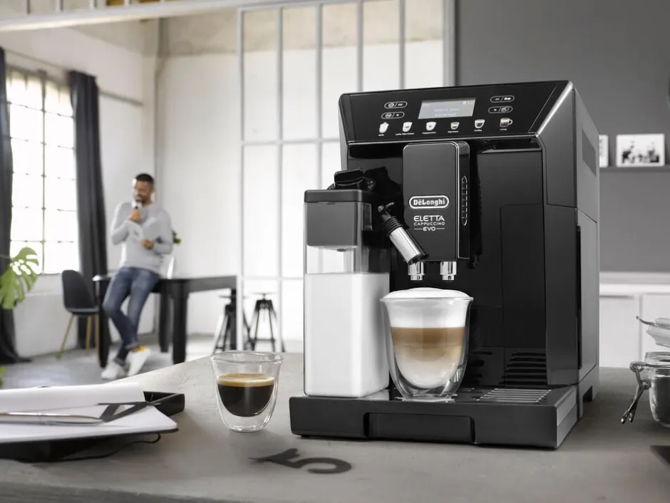 Kaffe & Te<Delonghi ECAM 46. 860