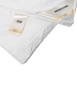 Dyner<Magasin du Nord Collection Diamant Gåsedunsdyne - Let 140x220 cm.