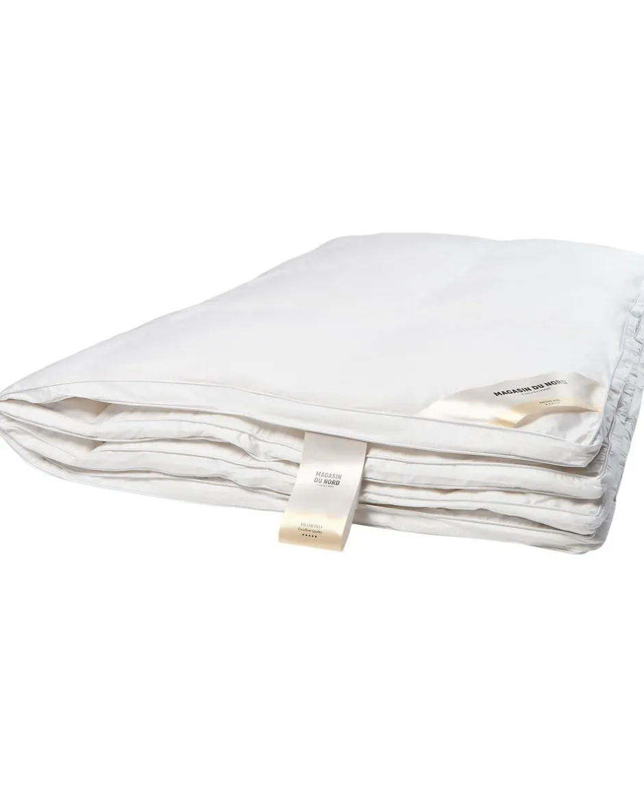Dyner<Magasin du Nord Collection Diamant Gåsedunsdyne - Lun 140x220 cm.