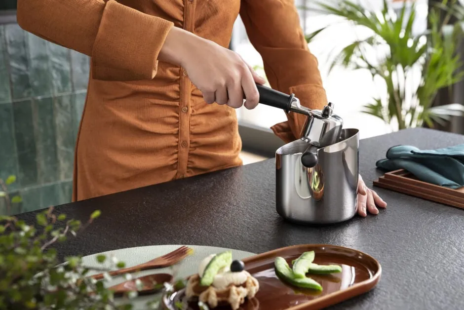 Kaffe & Te<Delonghi DLS072