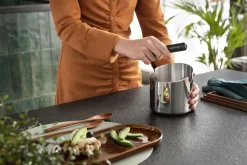 Kaffe & Te<Delonghi DLS072