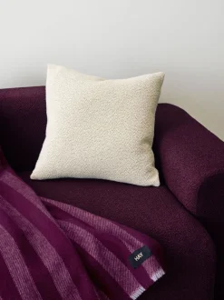 Plaider<Hay Duo Throw Plum
