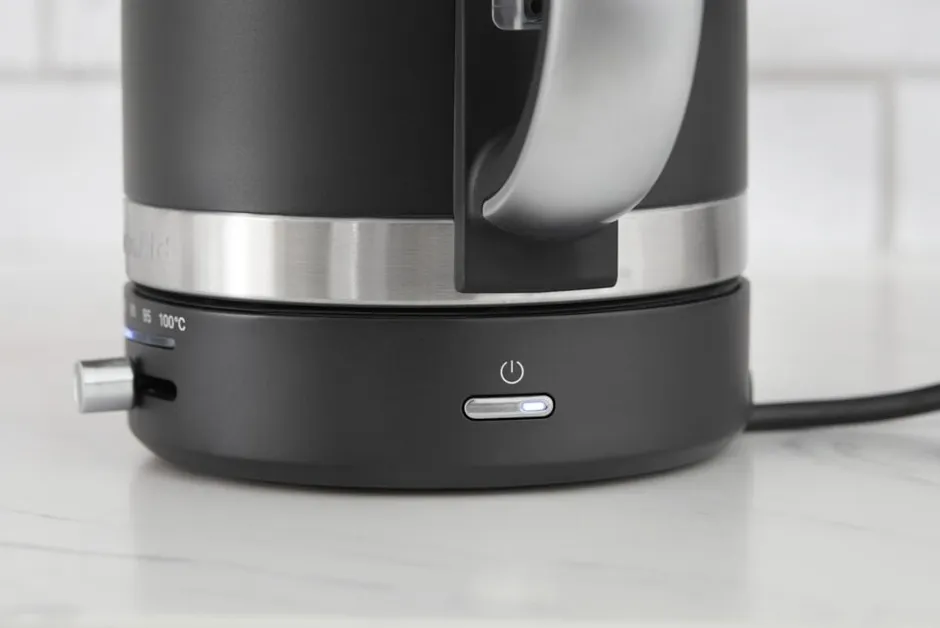 Køkkenmaskiner<KitchenAid Elkedel 1,7 L Silver
