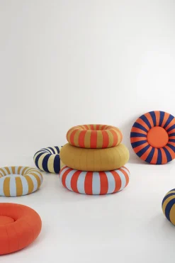 Møbler<Studio About FLOAT, SMALL, OCHRE/RED