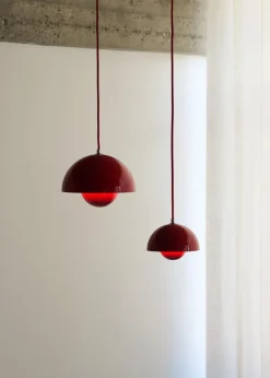 Pendler<&Tradition Flowerpot Pendant VP7, Vermilion Red