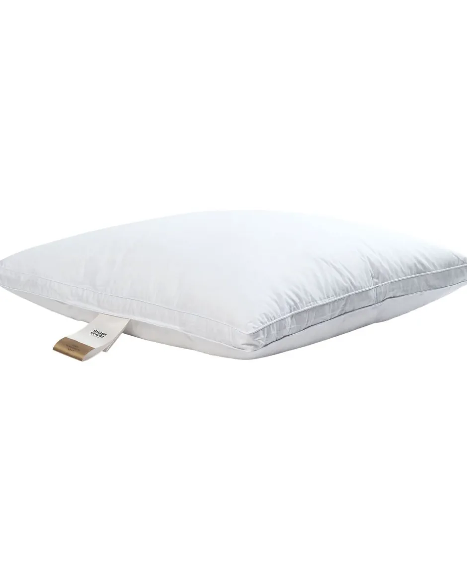 Hovedpuder<Magasin du Nord Collection Guld 3-Lags pude Lav 60x63 cm.