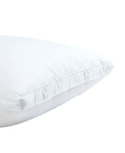 Hovedpuder<Magasin du Nord Collection Guld 3-Lags pude Lav 60x63 cm.