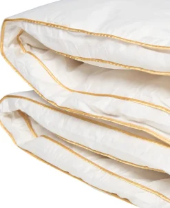 Dyner<Magasin du Nord Collection Guld Moskusdun Dyne - Lun 240x220 cm.