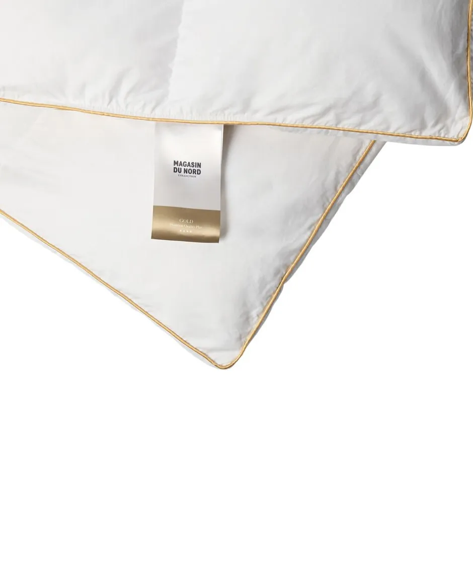 Dyner<Magasin du Nord Collection Guld Moskusdun Dyne - Lun 240x220 cm.