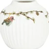 Julestel<Kähler Hammershøi Christmas Vase H13 hvid m. deko