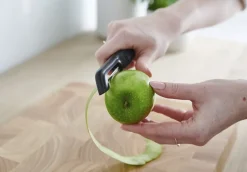 Køkkenartikler<OXO Kartoffelskræller