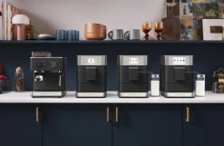 Kaffe & Te<KitchenAid halvautomatisk espressomaskine-5KES6551EPL