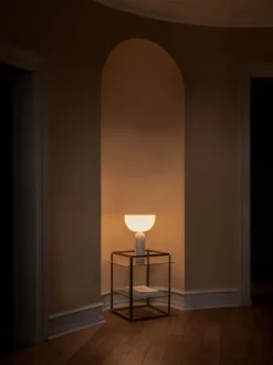 Bordlamper<New Works Kizu Table Lamp Large White marble