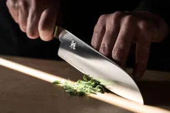 Køkkenknive & Sakse<MIYABI Koya Santokukniv 18 cm, Beige, Glatslebet