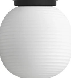 Loftlamper<New Works Lantern Globe Ceiling Lamp Frosted white