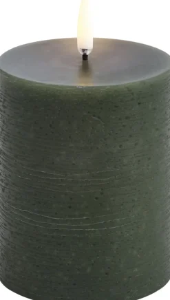 Elektriske Julelys<Uyuni LED pillar candle, Olive green, Rustic, 7,8 x 10,1 cm 4/24