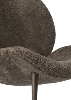 Møbler<Vipp Lodge Lounge Dark Oak Curly col. 07