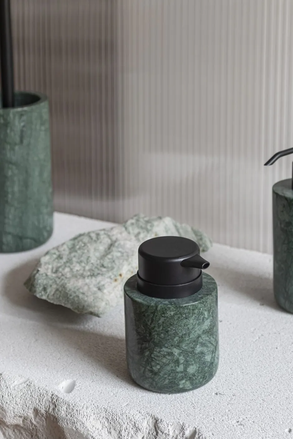 Badeværelsestilbehør<Mette Ditmer MARBLE dispenser, low
