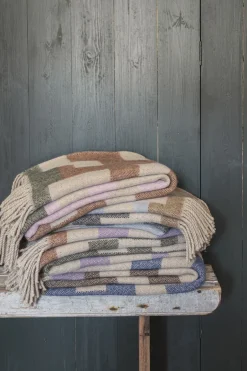 Plaider<Mette Ditmer Maze Throw Brown