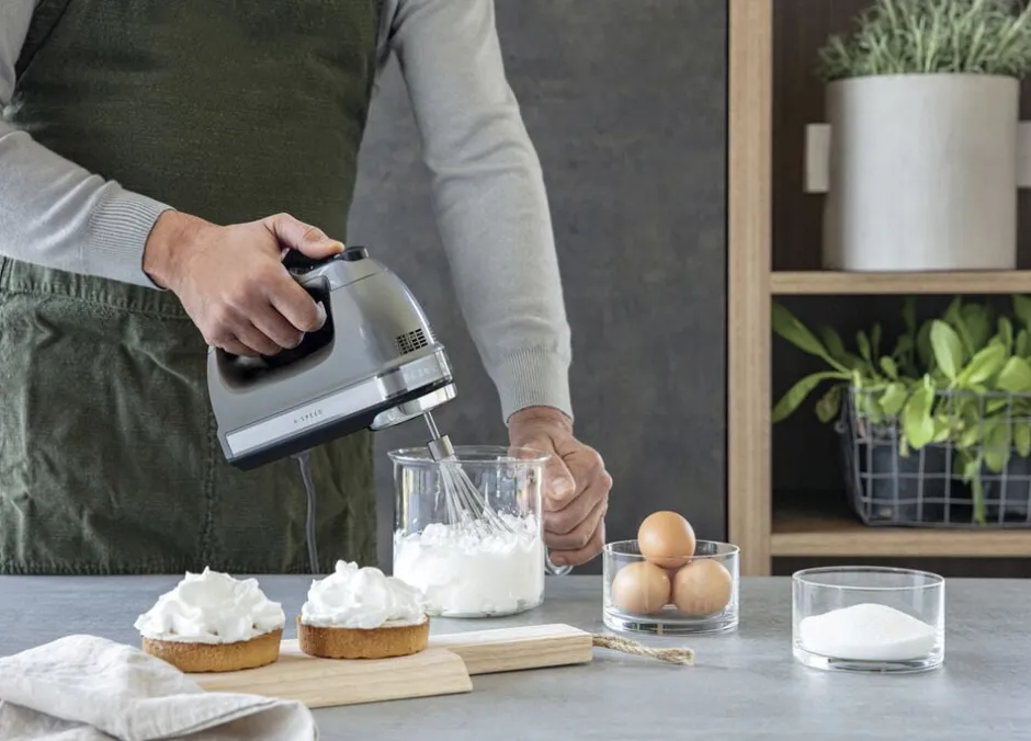 Køkkenmaskiner<KitchenAid Midline Håndmixer, 9 hastigheter Countour silver