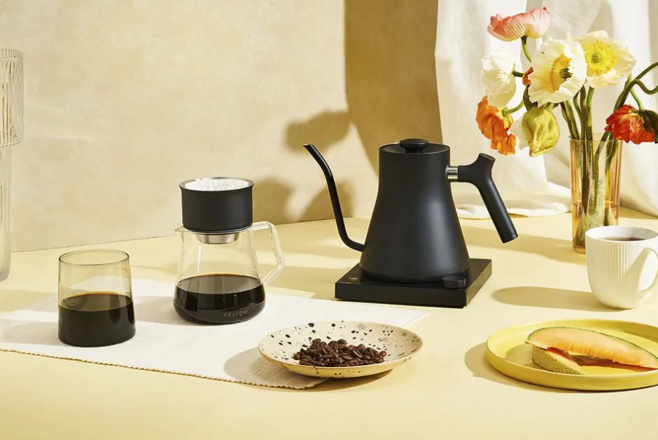Kaffe & Te<Fellow Mighty Small Carafe