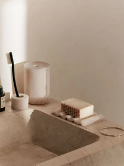 Badeværelsestilbehør<Ferm Living Mist Soap Dish - Pearl