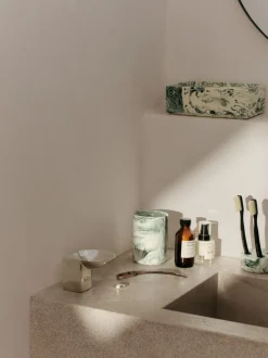 Opbevaring<Ferm Living Mist Tissue Box - Emerald Off-white
