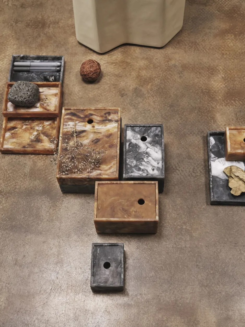 Opbevaring<Ferm Living Mist Tray - 15 x 20 - Charcoal
