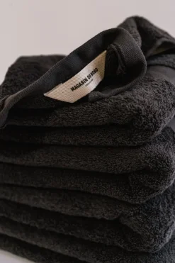 Håndklæder<Magasin du Nord Collection New frotté concrete håndklæde Mørkegrå