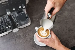Kaffe & Te<Ninja Luxe Café Essential Espressomaschine