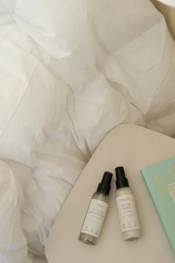 Badeværelsestilbehør<Fossflakes Nordic Sleep Probiotic Fabric Freshener Mild Duft 90 ml.