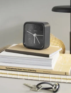 Ure & Vejrstationer<Stelton Okiru vækkeur black