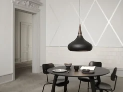 Pendler<Fritz Hansen Orient™ P2, Black/Rosewood