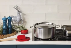 Køkkenartikler<Le Creuset Oval grydeskeholder 15cm Cerise