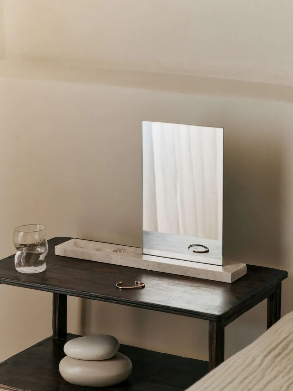 Opbevaring<Ferm Living Pebble Box - Medium - Sand/Cream