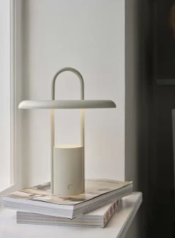 Trådløse Lamper<Stelton Pier portable LED Table Lamp H25 Sand