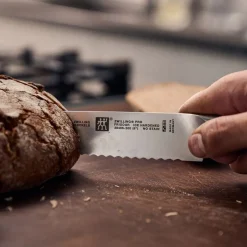 Køkkenknive & Sakse<Zwilling Pro Brødkniv 20 cm